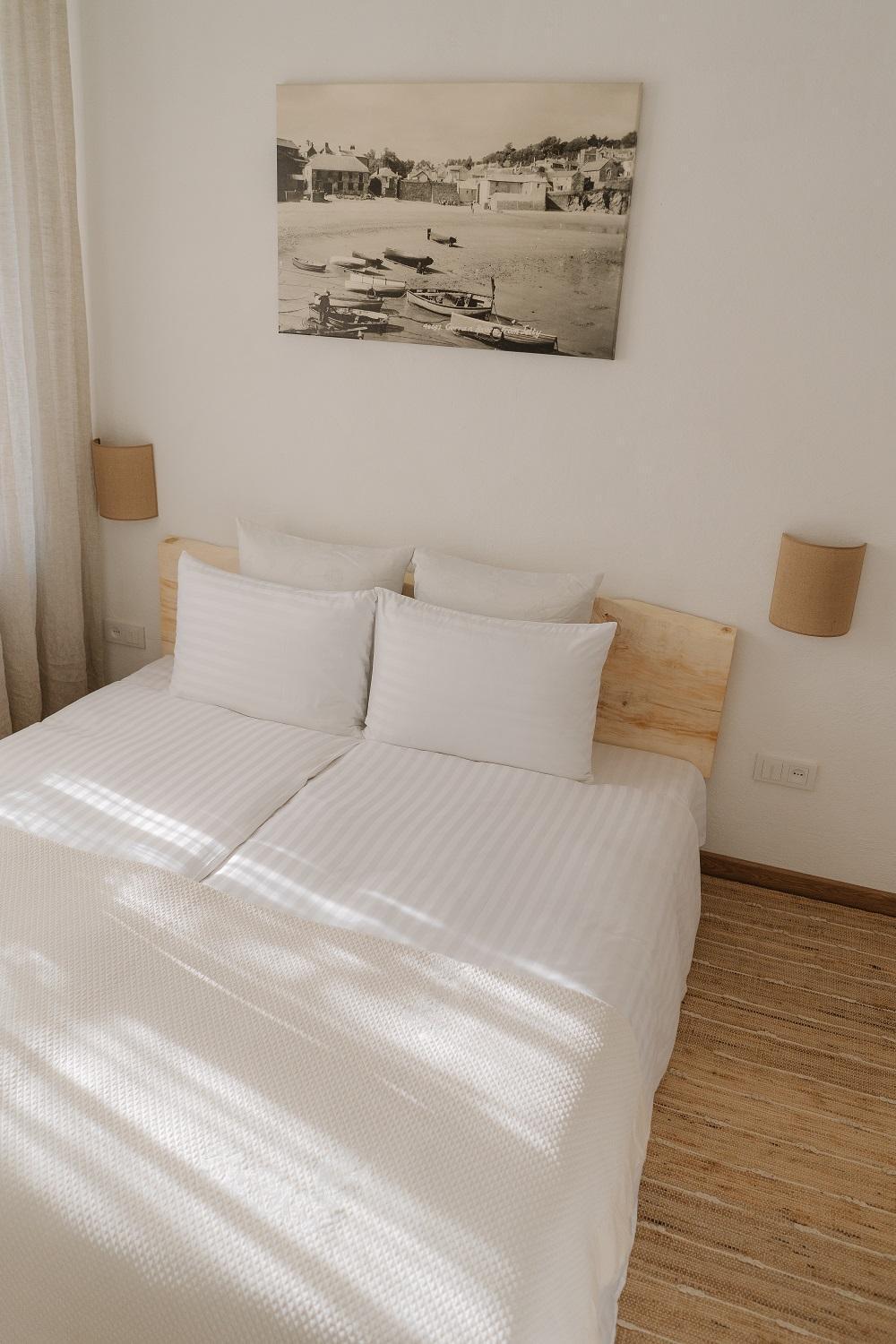 N O C T U R N E Apartment Camenița Cameră foto